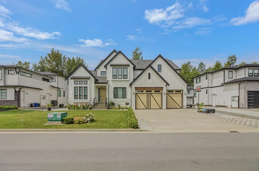 House for sale at 8701 Cleven Drive Mission British Columbia - MLS: R3145327