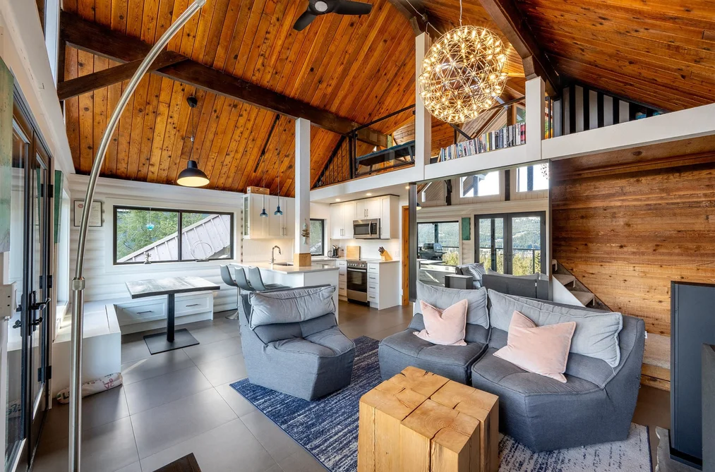 8706 WEDGEVIEW PLACE, Whistler BC V8E 0G1, Whistler BC — Residential for Sale - Photo 3