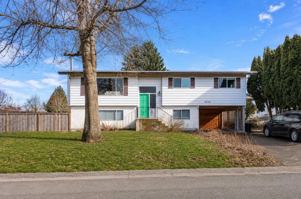 House for sale at 8708 Cornwall Crescent Chilliwack British Columbia - MLS: R3126645