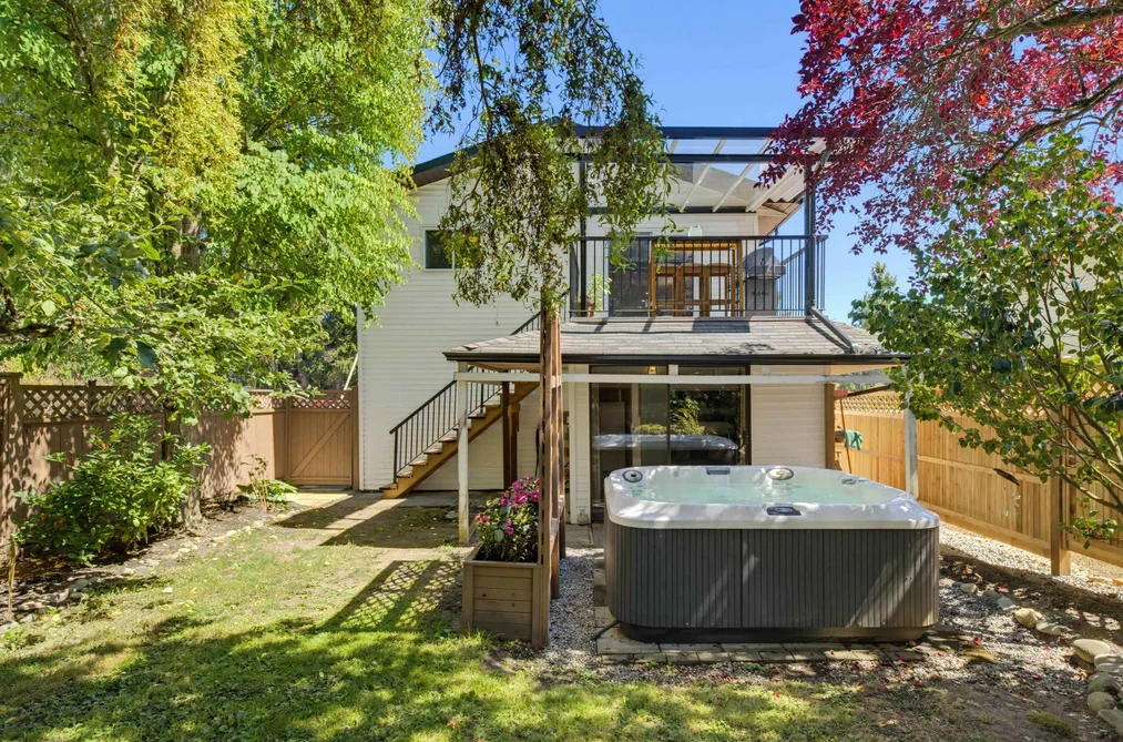House for sale at 871 Kent Street White Rock British Columbia - MLS: R3154256