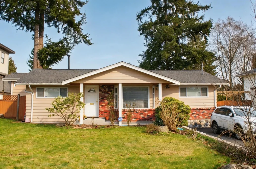 House for sale at 8722 154a Street Surrey British Columbia - MLS: R3093509