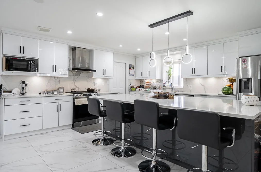 8736 140A STREET, Surrey BC V3W 0M4, Surrey BC — Residential for Sale - Photo 4