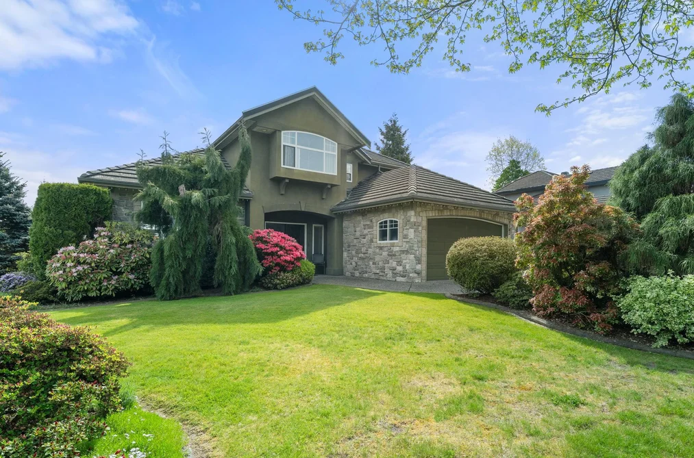 House for sale at 8742 166 Street Surrey British Columbia - MLS: R3121816