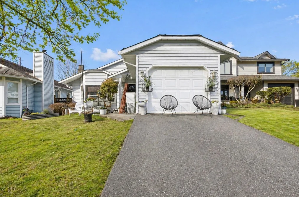 House for sale at 875 Porteau Place North Vancouver British Columbia - MLS: R3116727