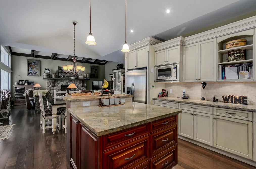8760 FAIRDELL CRESCENT, Richmond BC V7C 1W4, Richmond BC — Residential for Sale — Photo 11 of 37
