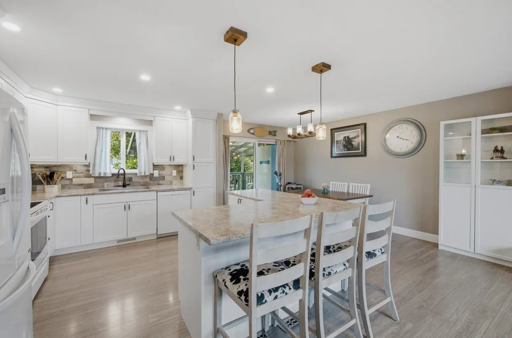 8762 CORNWALL CRESCENT, Chilliwack BC V2P 7E6, Chilliwack BC — Residential for Sale — Photo 7 of 40