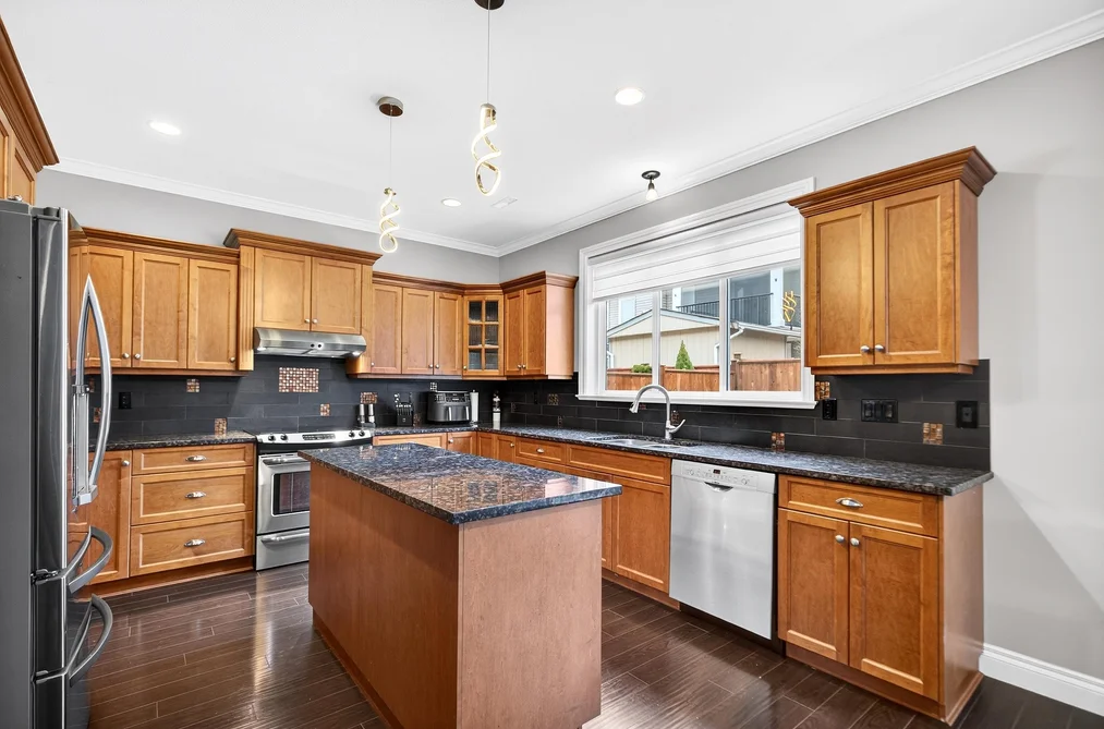 8784 NOTTMAN STREET, Mission BC V2V 0C1, Mission BC — Residential for Sale - Photo 5