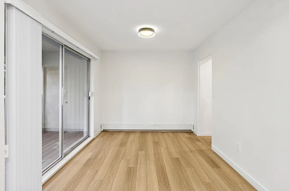 879 WESTVIEW CRESCENT, North Vancouver BC V7N 2L5, North Vancouver BC — Residential for Sale - Photo 6