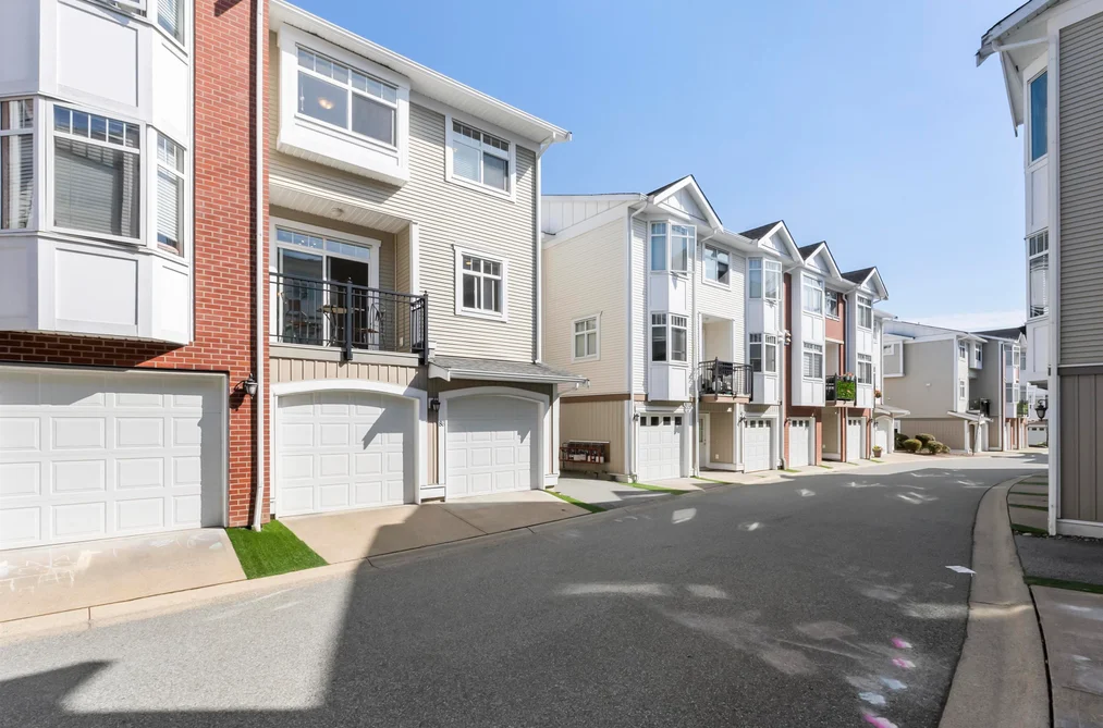 Townhouse for sale at 88 19551 66 Avenue Surrey British Columbia - MLS: R3164503