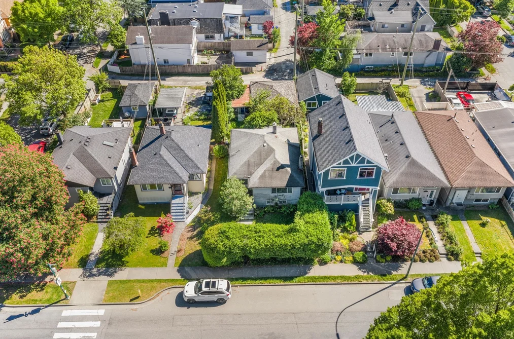 880 E 33RD AVENUE, Vancouver BC V5V 3A5, Vancouver BC — Residential for Sale - Photo 3