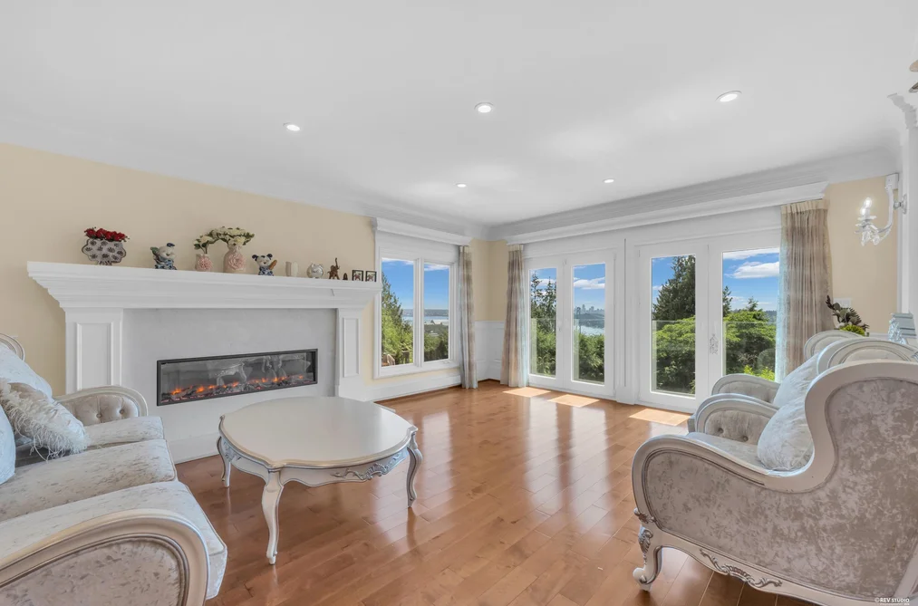 880 YOUNETTE DRIVE, West Vancouver BC V7T 1S9, West Vancouver BC — Residential for Sale - Photo 4