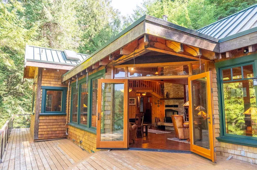 8807 AINSLIE POINT ROAD, Pender Island BC V0N 2M3, Pender Island BC — Residential for Sale - Photo 2