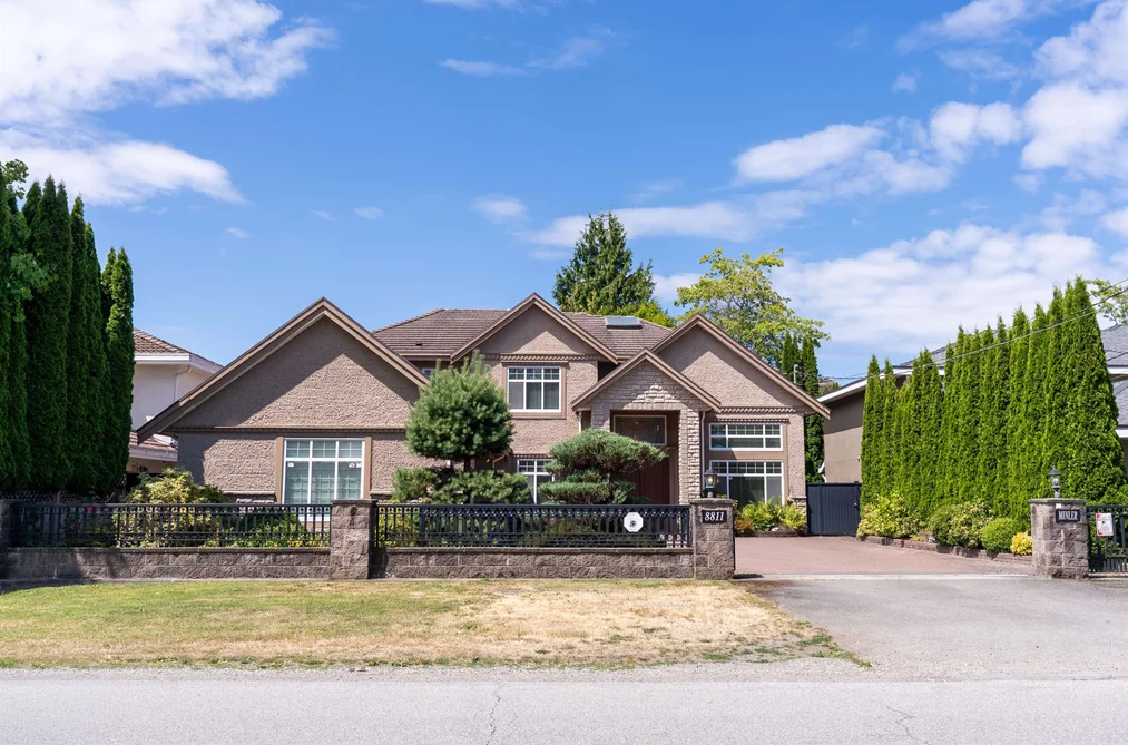 House for sale at 8811 Minler Road Richmond British Columbia - MLS: R3141530