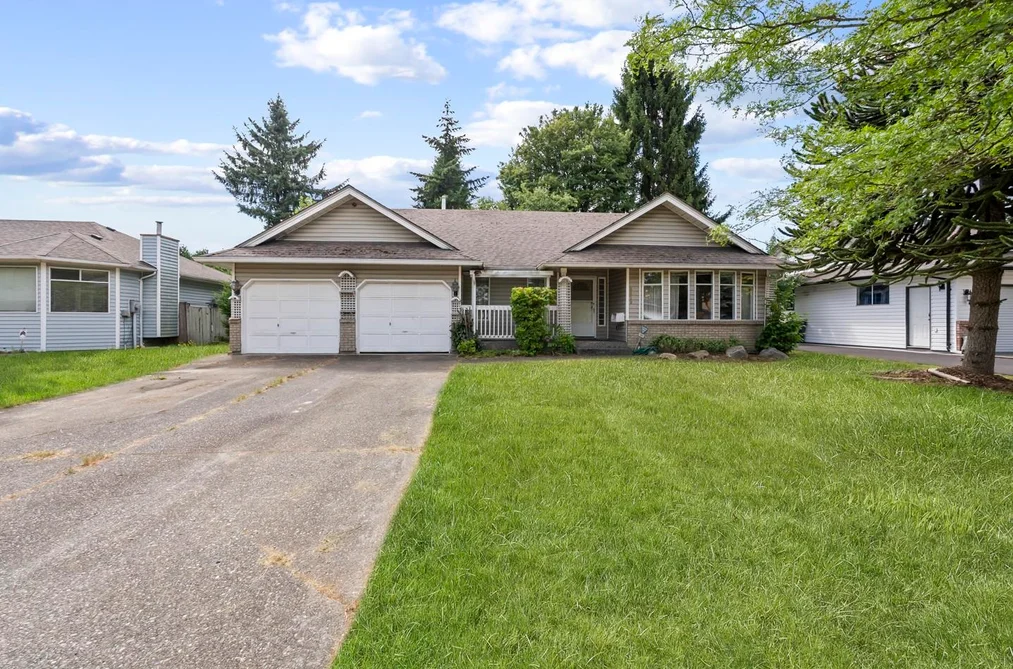 House for sale at 8819 157 Street Surrey British Columbia - MLS: R3142030