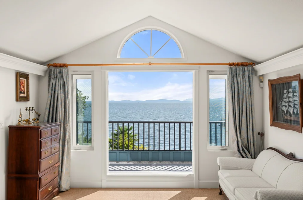 House for sale at 882 Tsawwassen Beach Road Tsawwassen British Columbia - MLS: R3155378
