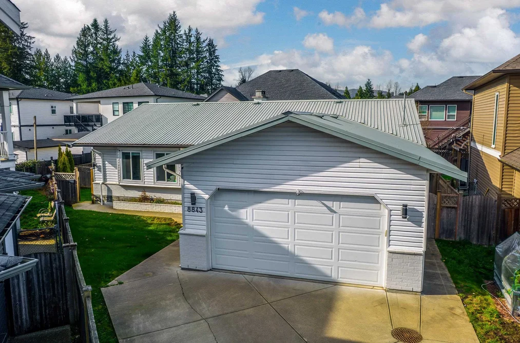 House for sale at 8843 Wooler Terrace Mission British Columbia - MLS: R3112165