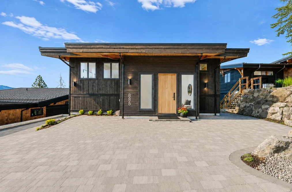 House for sale at 885 Rivendell Drive Bowen Island British Columbia - MLS: R3167827