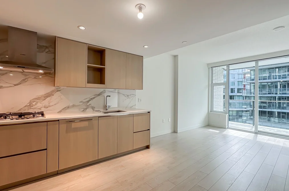 Condo for sale at 886 8671 Hazelbridge Way Richmond British Columbia - MLS: R3031971