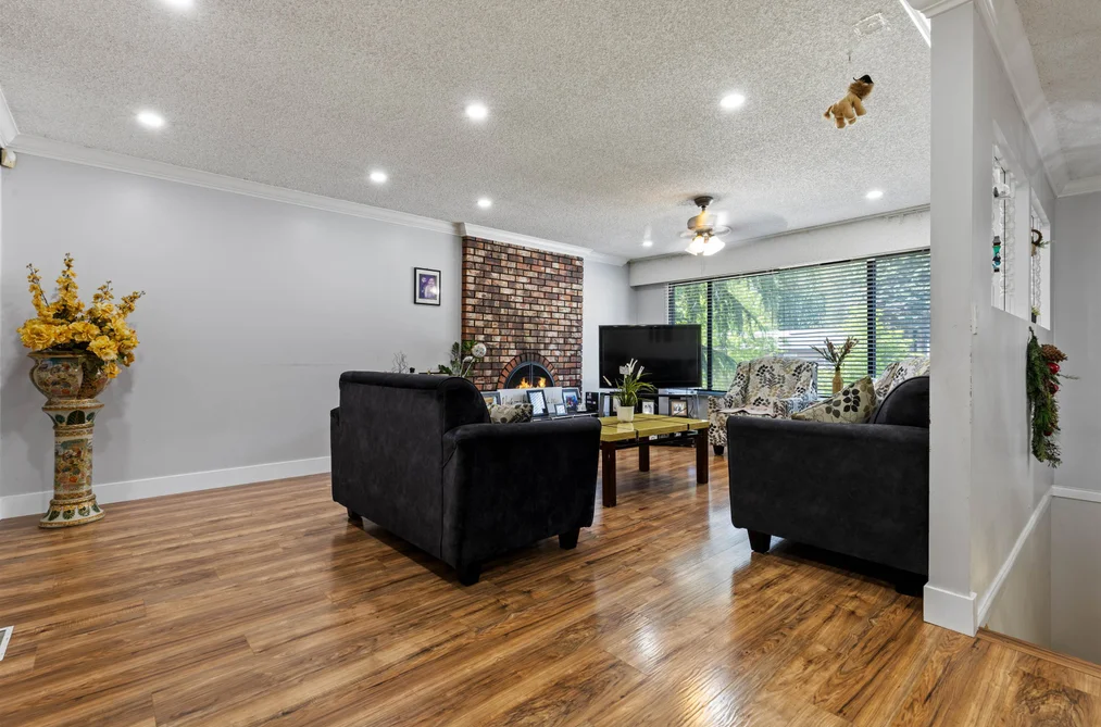 8864 URSUS CRESCENT, Surrey BC V3V 6L4, Surrey BC — Residential for Sale - Photo 4