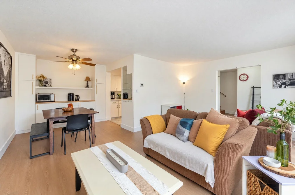 Townhouse for sale at 8865 Horne Street Burnaby British Columbia - MLS: R3163623