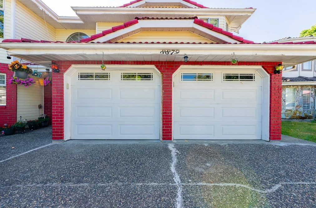 8879 141B STREET, Surrey BC V3V 7W5, Surrey BC — Residential for Sale - Photo 3