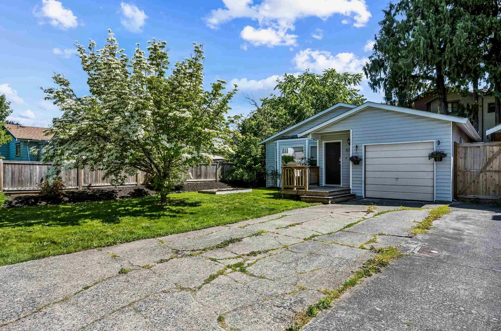 House for sale at 8880 Allard Street Chilliwack British Columbia - MLS: R3132195