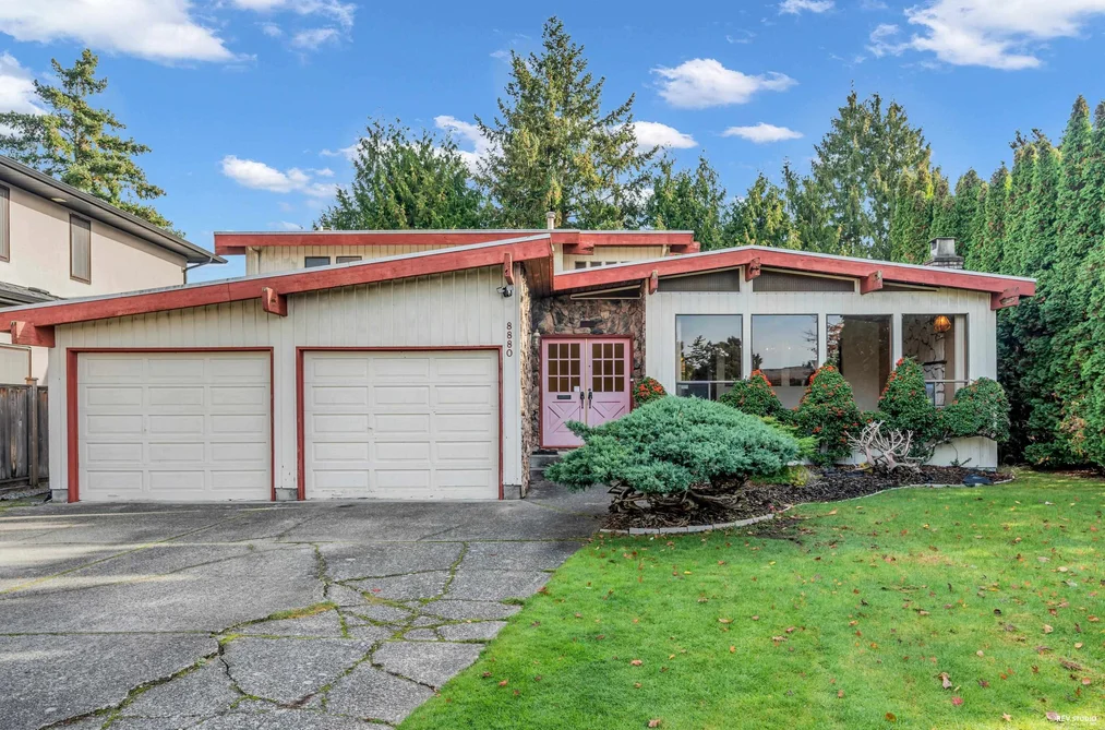 House for sale at 8880 Carmichael Street Richmond British Columbia - MLS: R3058359