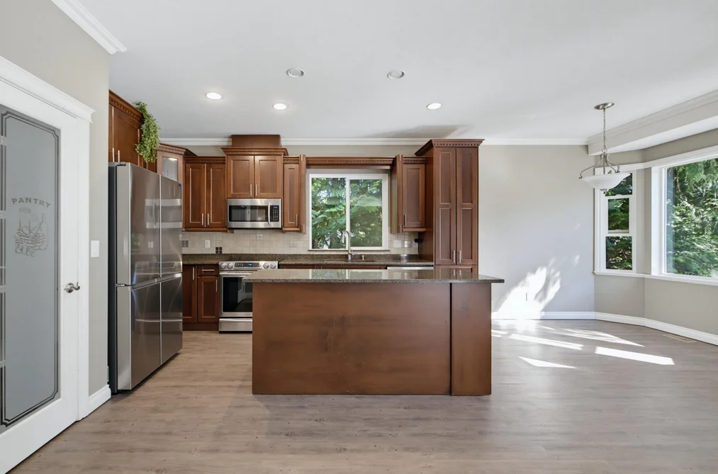 8886 Emiry Street, Mission, BC - MLS: R3164836 - Photo 5 8886 Emiry Street, Mission, BC - MLS: R3164836 - Photo 5
