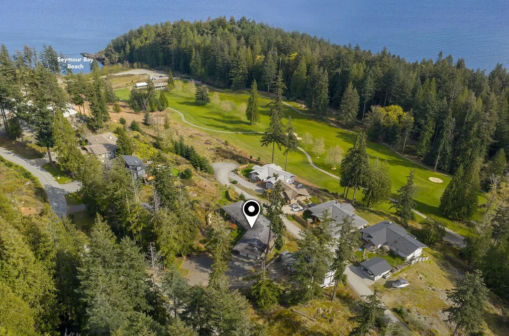 House for sale at 889 Cowan Point Drive Bowen Island British Columbia - MLS: R3133635
