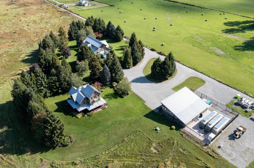 8891 PEMBERTON MEADOWS ROAD, Pemberton BC V0N 2L2, Pemberton BC — Residential for Sale - Photo 5