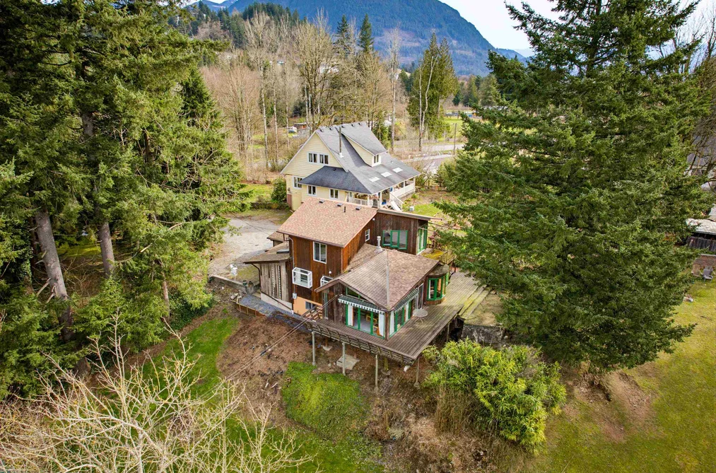 House for sale at 8899 Taylor Street Mission British Columbia - MLS: R3104724