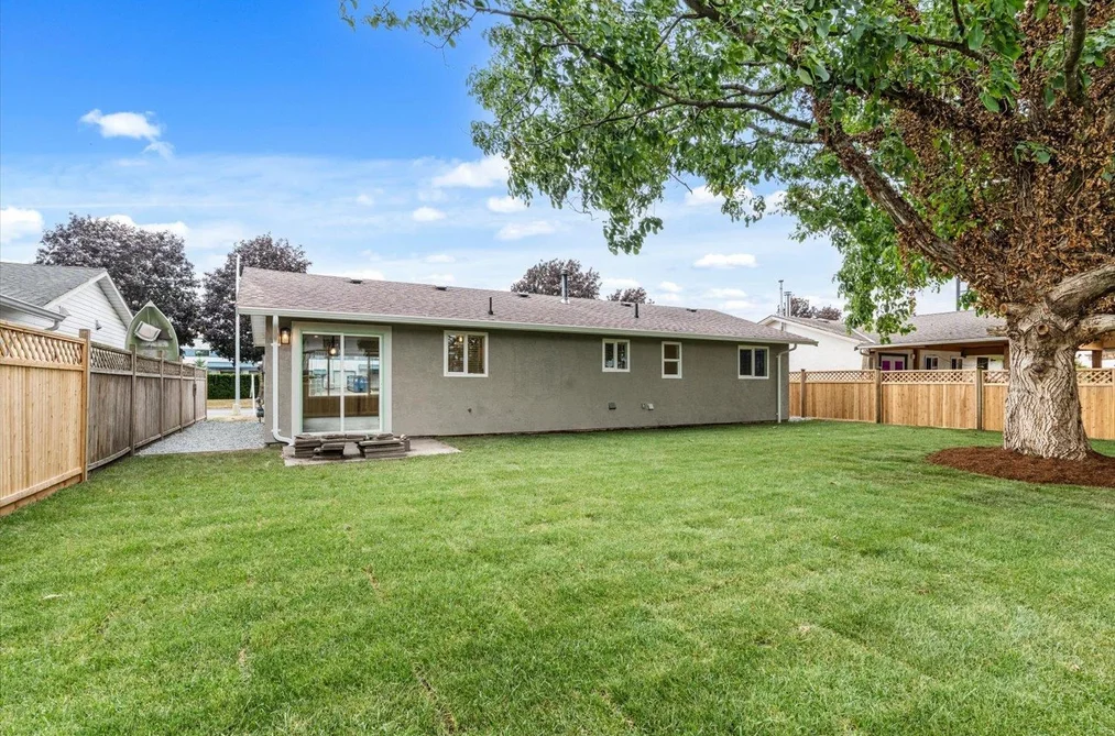 8900 CHARLES STREET, Chilliwack BC V2P 7H8, Chilliwack BC — Residential for Sale — Photo 27 of 31