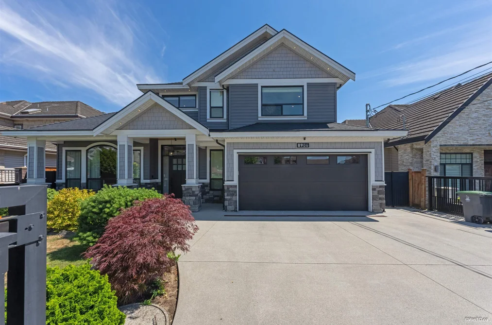 House for sale at 8906 134a Street Surrey British Columbia - MLS: R3148313