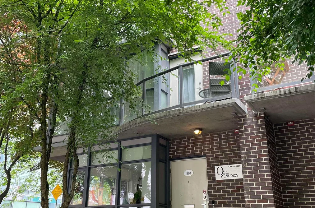 Townhouse for sale at 891 Helmcken Street Vancouver British Columbia - MLS: R3021304
