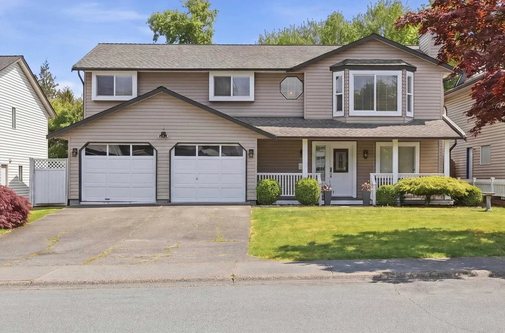 House for sale at 8912 213th Street Langley British Columbia - MLS: R3128267