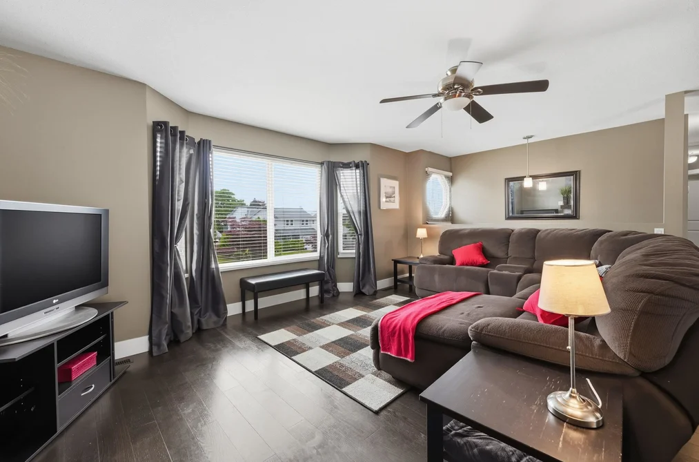 8912 213TH STREET, Langley BC V1M 1Z3, Langley BC — Residential for Sale - Photo 2