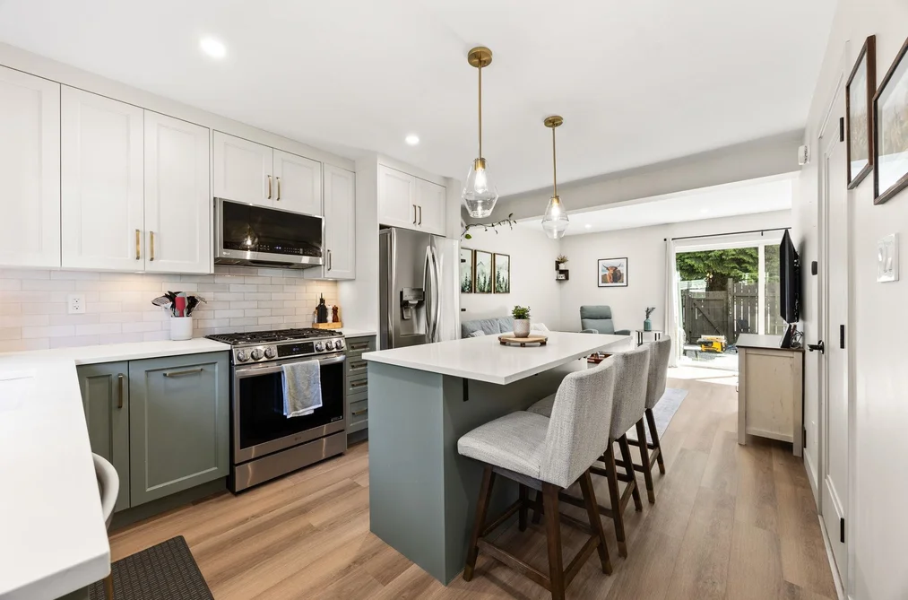 8916 ORION PLACE, Burnaby BC V3J 1A2, Burnaby BC — Residential for Sale - Photo 2