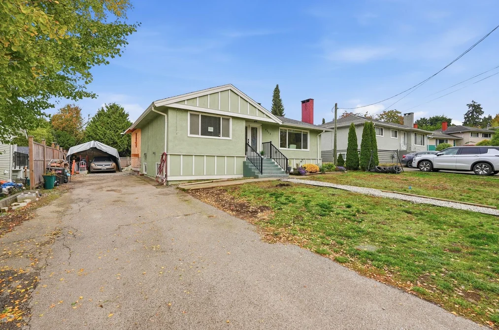 8922 Shepherd Way, Delta, BC - House for Sale - Photo 3 of 40 8922 Shepherd Way, Delta, BC - House for Sale - Photo 3 of 40