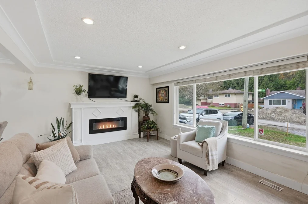 8922 Shepherd Way, Delta, BC - House for Sale - Photo 6 of 40 8922 Shepherd Way, Delta, BC - House for Sale - Photo 6 of 40