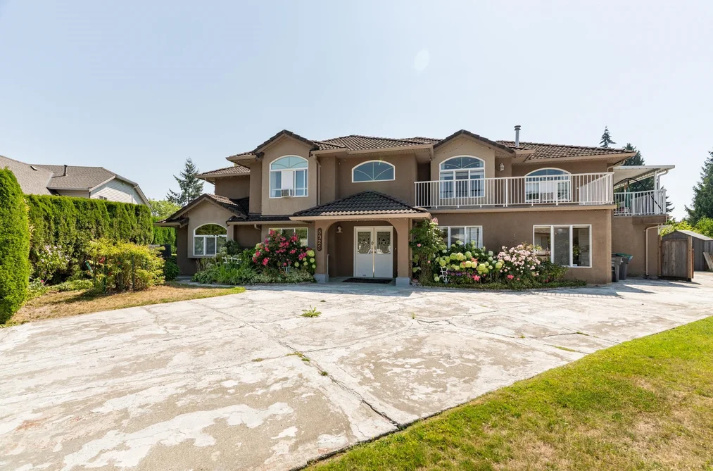 House for sale at 8925 157th Street Surrey British Columbia - MLS: R3154568