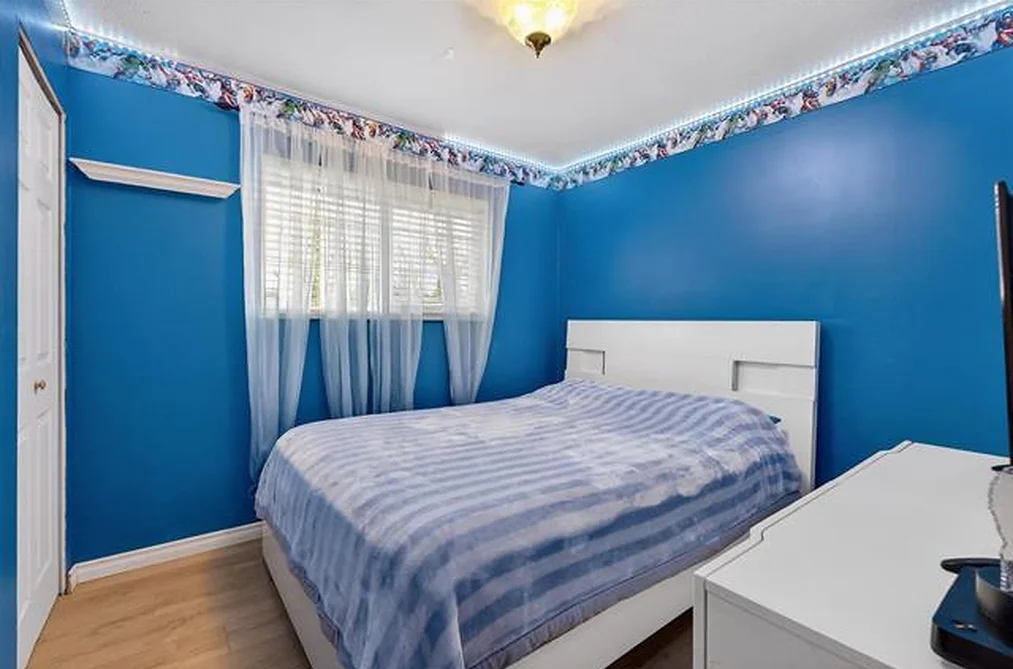 8927 146A Street, Surrey, BC - House for Sale - Photo 10 of 23 8927 146A Street, Surrey, BC - House for Sale - Photo 10 of 23