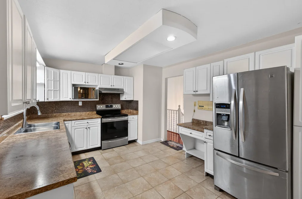 8927 146A STREET, Surrey BC V3R 6Z9, Surrey BC — Residential for Sale - Photo 5