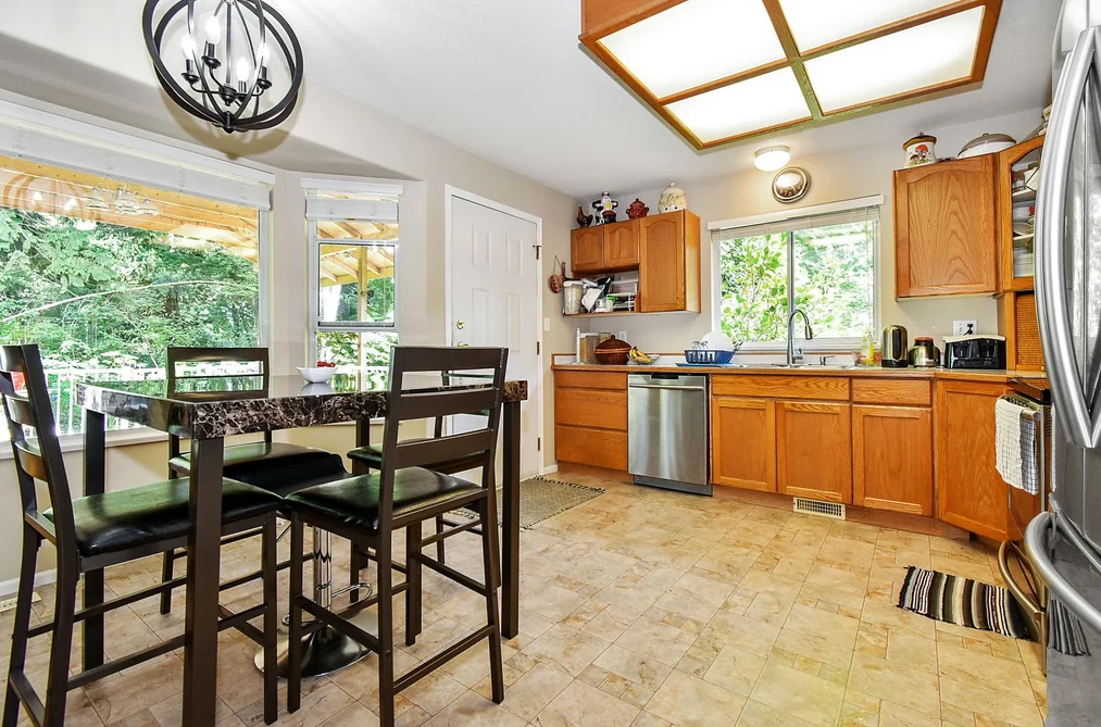 8928 HAMMOND STREET, Mission BC V2V 6X8, Mission BC — Residential for Sale - Photo 5