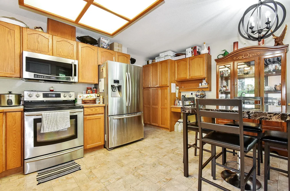 8928 HAMMOND STREET, Mission BC V2V 6X8, Mission BC — Residential for Sale - Photo 6