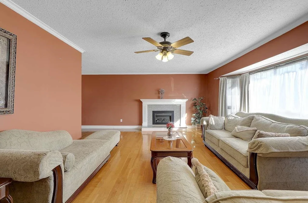 8947 URSUS CRESCENT, Surrey BC V3V 6L3, Surrey BC — Residential for Sale - Photo 3