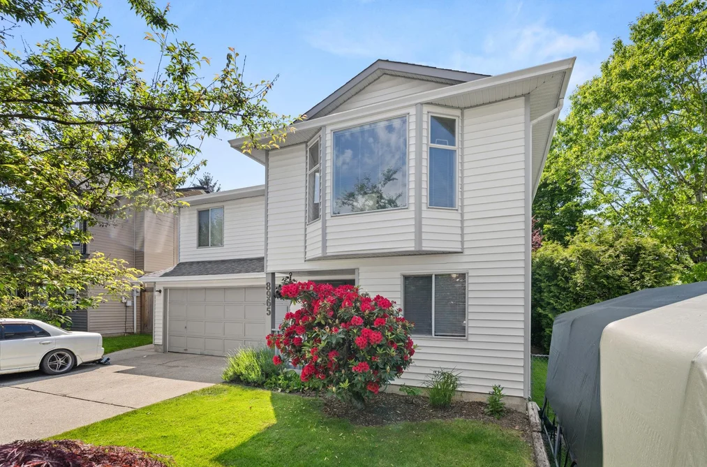 8965 213 STREET, Langley BC V1M 1Z5, Langley BC — Residential for Sale - Photo 2