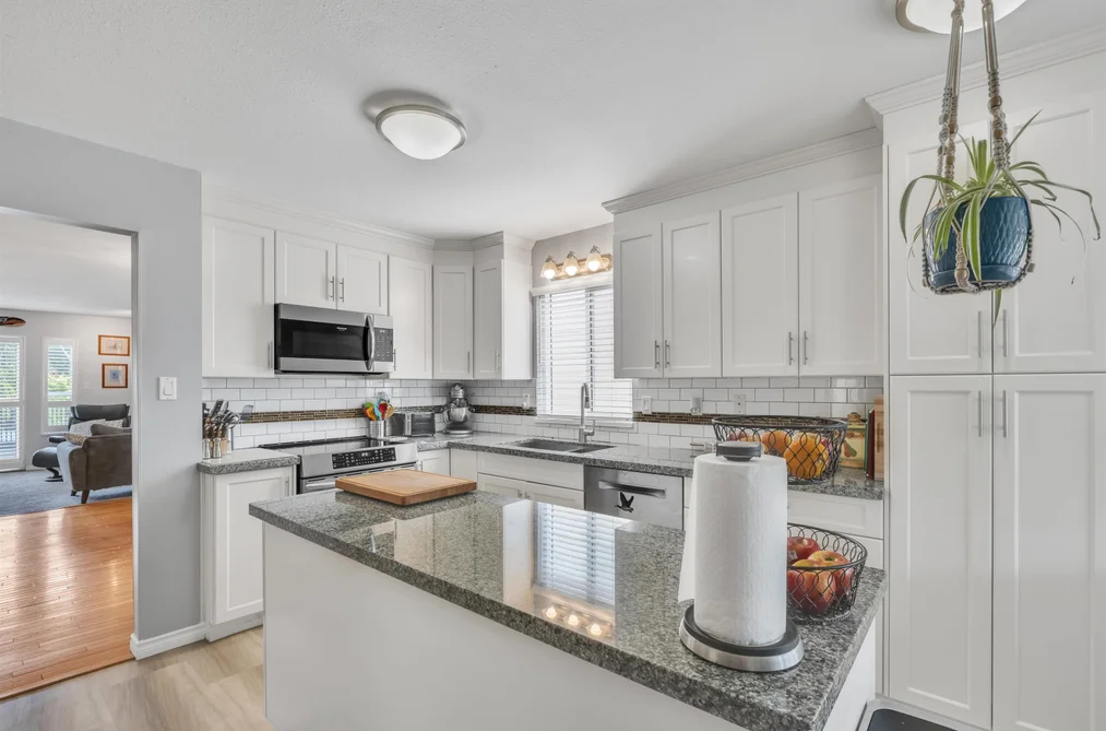 8983 204 STREET, Langley BC V1M 1A9, Langley BC — Residential for Sale - Photo 7