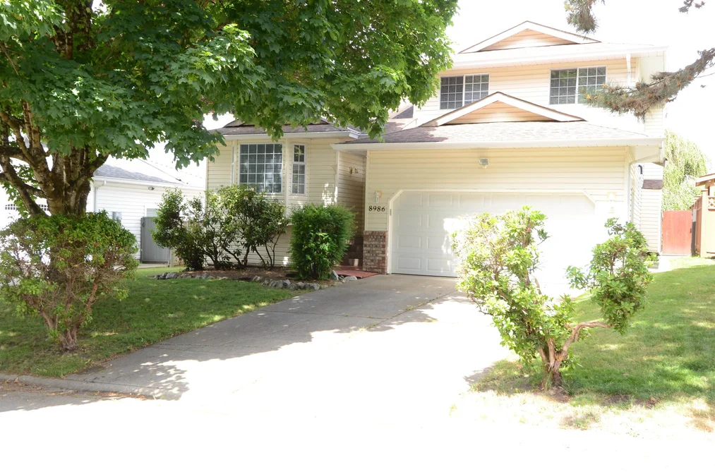 8986 WATSON COURT, Delta BC V4C 8A1, Delta BC — Residential for Sale - Photo 2