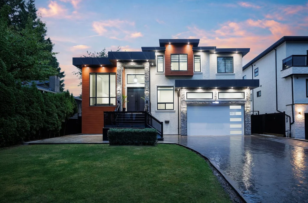 House for sale at 8995 Queen Mary Boulevard Surrey British Columbia - MLS: R3161692