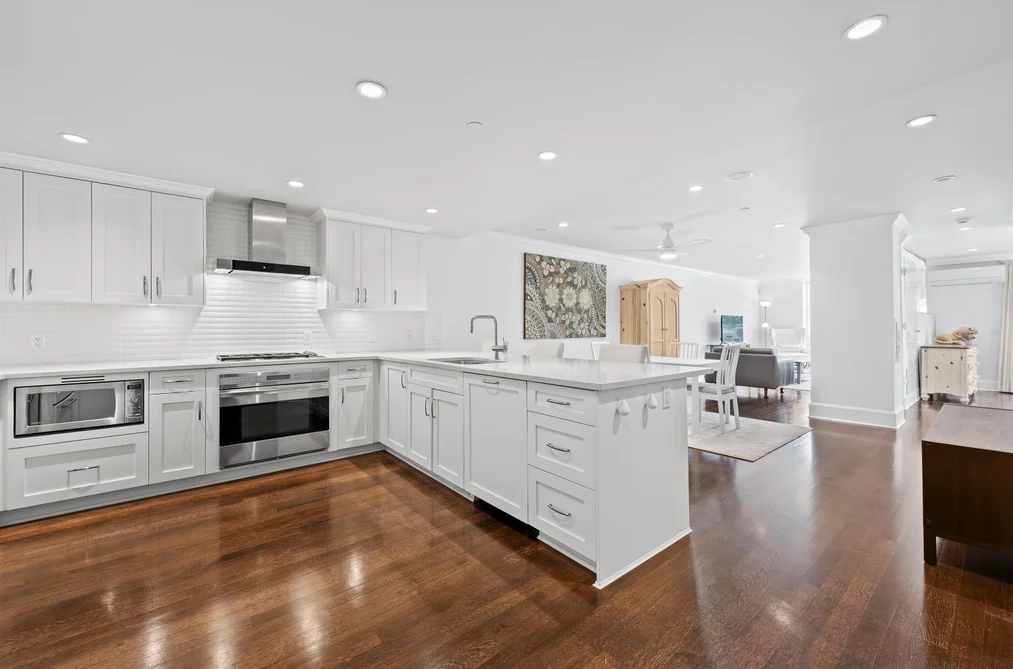 Condo for sale at 9 1891 Marine Drive West Vancouver British Columbia - MLS: R3111199